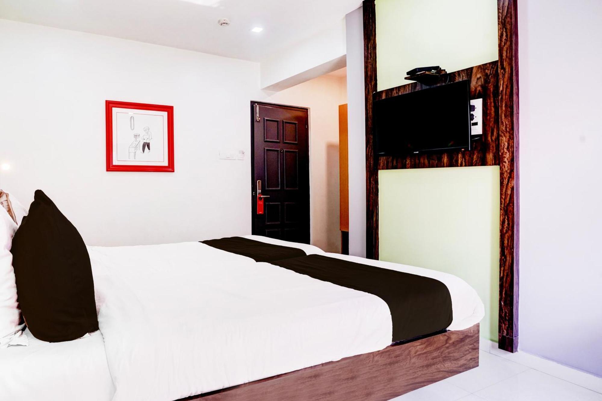 Townhouse Oak Kopar Khairane Navi Mumbai Formerly Ivy Hotel Экстерьер фото